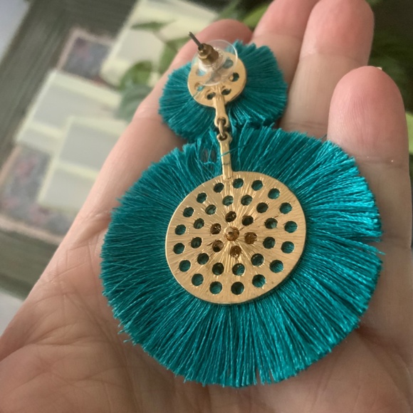 BOHO VIBE TEAL BEADED FRINGE EARRINGS/ ONE PAIR ⭐️ NEW CONDITION/ PIERCED - Picture 3 of 6
